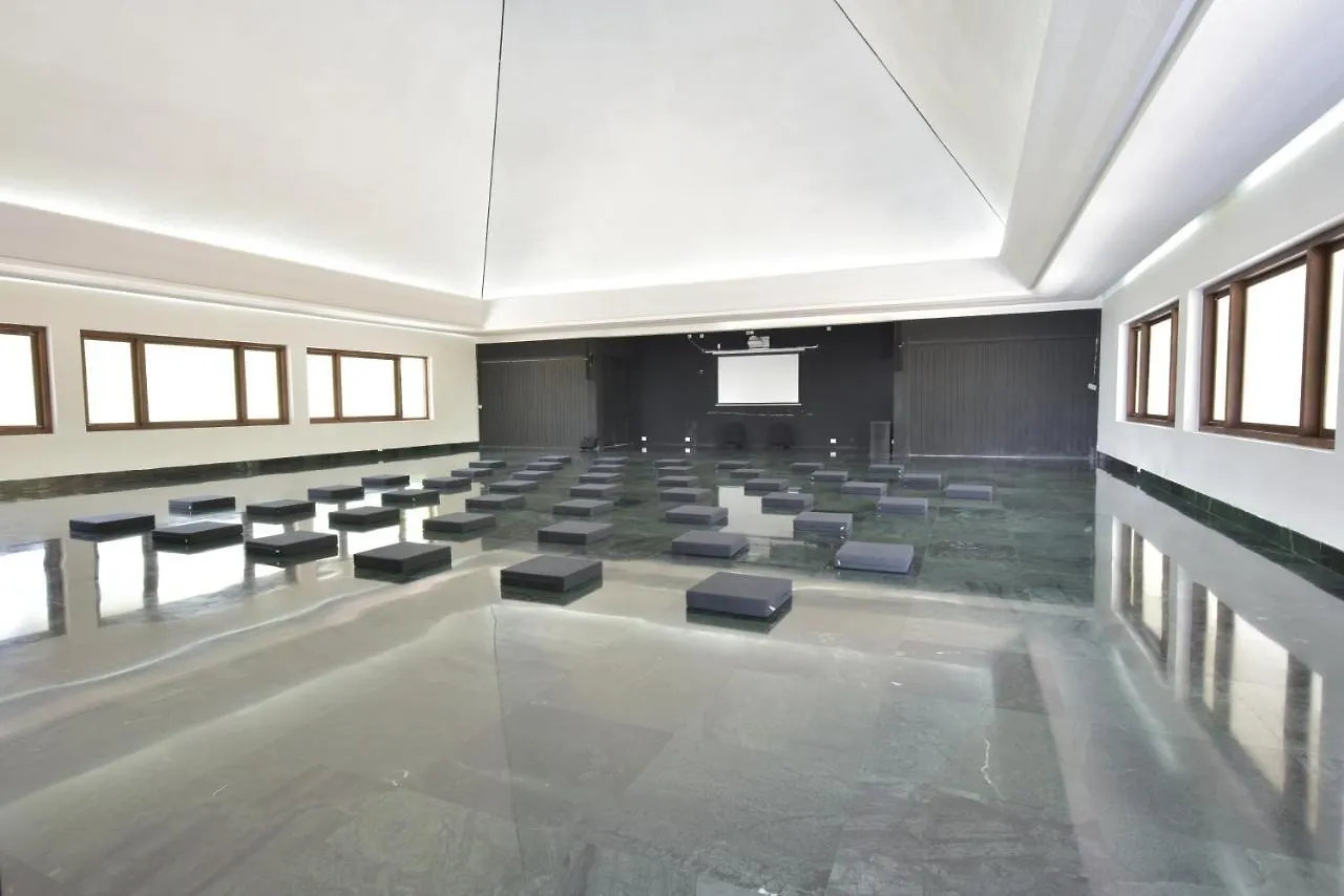 Sattva-The Awakening Garden Hotel Kakkadampoyil 0*,  India